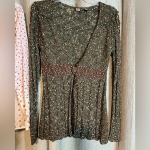 BKE (Buckle) Knit Cardigan in Green and Brown one chunky button